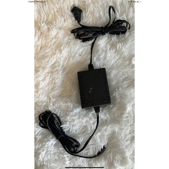 Power Supply AC/DC Adapter MKD-57064000 120V AC 60 HZ 0.4A 6V DC 4A - Picture 1 of 3